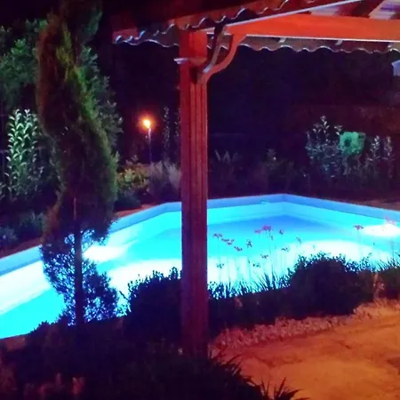 Case de vacanță House With 4 Bedrooms In Kusadasi With Private Pool And Enclosed Garden 2 Km From The Beach Soğucak