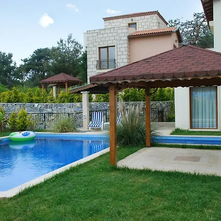 House With 4 Bedrooms In Kusadasi With Private Pool And Enclosed Garden 2 Km From The Beach * Sogucak