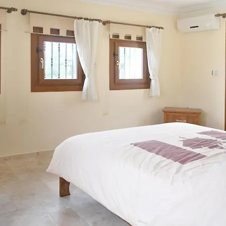 House With 4 Bedrooms In Kusadasi With Private Pool And Enclosed Garden 2 Km From The Beach Sogucak