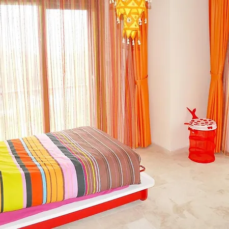House With 4 Bedrooms In Kusadasi With Private Pool And Enclosed Garden 2 Km From The Beach Holiday home *
